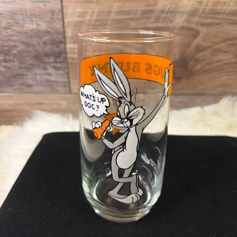 Bugs Bunny Looney Tunes 8 oz Glass Tumbler Arby’s Collector Series 1966